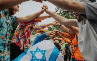 Israeli campers arrive at Camp Simcha in Glen Spey, N.Y., for a two-week summer session providing recreation, friendship and specialized medical support for children and young adults with serious illnesses, July 15, 2026. Credit: Chai Lifeline.